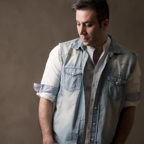 دانلود آهنگ عاشقونه